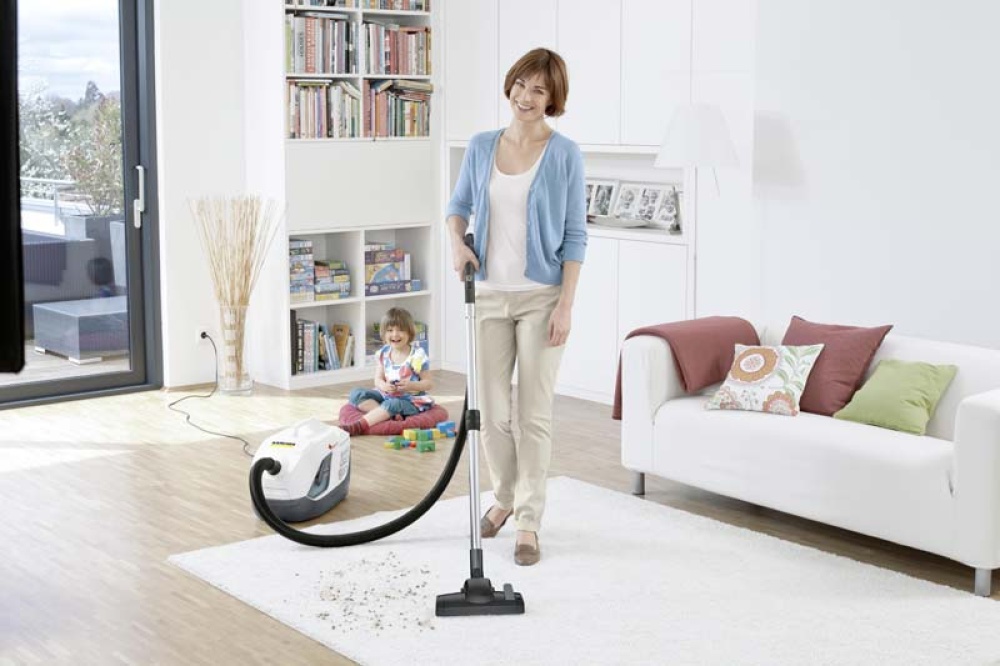 K�rcher DS 6 Water Filter Vacuum Cleaner, 650W, 240V, HEPA 13 Filter, 2L Tank K�rcher DS 6 Water Filter Vacuum Cleaner, 650W, 240V, HEPA 13 Filter, 2L Tank