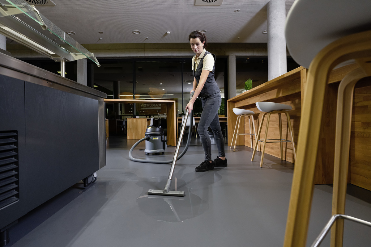 Karcher NT 27/1 *EU Wet and Dry Vacuum Cleaner Karcher NT 27/1 *EU Wet and Dry Vacuum Cleaner