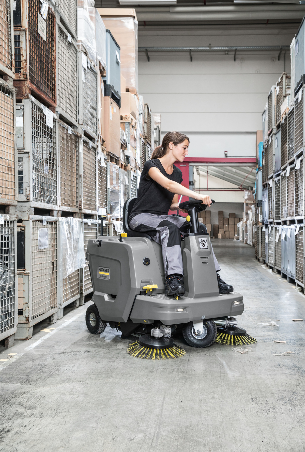 Karcher KM 85/50 R Bp Battery Powered Ride-on Sweeper Karcher KM 85/50 R Bp Battery Powered Ride-on Sweeper