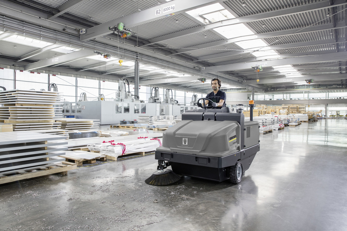 VACUUM SWEEPER KM 120/250 R Bp Classic VACUUM SWEEPER KM 120/250 R Bp Classic